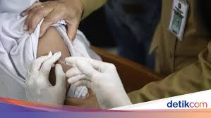 Hari ini, jumat (19/10/2018) vaksinasi kanker serviks tahun keenam mulai dilaksanakan. Efektif Cegah Kanker Seviks Berapa Sih Harga Vaksin Hpv