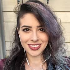 Rachel Lewin's Instagram, Twitter & Facebook