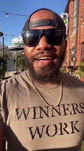 Cantora Da Música Good Morning