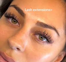 Best lash glues for retention with a quick dry time??