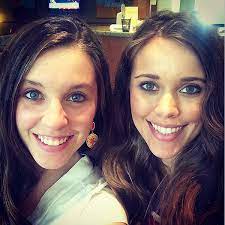 Jessa (duggar) seewald is the fifth of jim bob and michelle duggar's nineteen children. Jill Duggar Calls Sister Jessa Duggar A Great Mama People Com