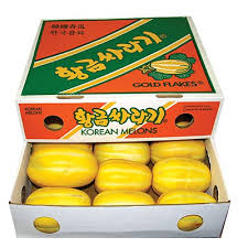 Find the perfect korean melon stock photo. Korean Melon Box Gold Flakes 4 54 Kg Delivery Cornershop By Uber Canada
