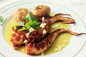 La receta de la serradura portuguesa la podrás preparar en 5 minutos y con ingredientes muy básicos y económicos. Los 12 Platos Tipicos Que Saborear En Portugal
