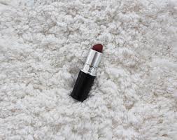 Mac it's a strike arrives for fall 2016 with a selection of colorful lipsticks, creemsheen glass, eyeshadow shades and more inspired by bowling!? A Different 90s Brown Mac Bowl Me Over Lipstick The Beauty Milk Lips Care Beauty
