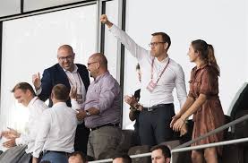 Třetí nejbohatší čech daniel křetínský na konci roku pravidelně oznamuje uzavření velkých obchodů. Nejlepsi Vysledek V Ere Kretinskeho Sparta Vykazala Zisk Pres 300 Milionu Idnes Cz