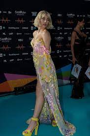 Οι μήνες μέχρι τη eurovision 2022 είναι πολλοί. Eurovision 2021 Poia Einai H Soyper Se3i Elena Tsagkrinoy Poy 8a Tragoydhsei El Diablo Gia Thn Kypro Zwh Iefimerida Gr