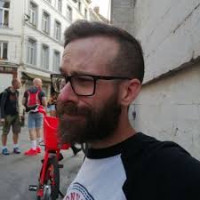 Leeds United can confirm an agreement has been reached between Aser  Ventures and 49ers Enterprises for the purchase of the club