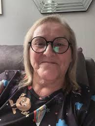 Introduction and photo sharing in Penpals world-wide