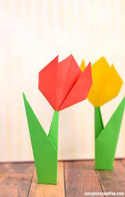 How To Make Origami Flowers Origami Tulip Tutorial With Diagram Easy Origami Flower Origami Easy Origami Flowers