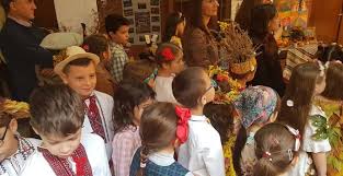 Jūs varat sazināties ar uzņēmumu pa numuru 0334 405 225. Festivalului Toamnei 2018 Scoala Gimnaziala Mihail Sadoveanu Bacau