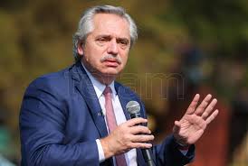Alberto fernandez got his hand slapped by the bush administration and has issued an apology for his recent comments about the situation in iraq. O Aj2l6w U3e9m