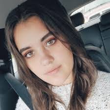 Karla Soliz's Instagram, Twitter & Facebook