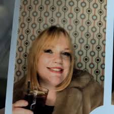 Jenny Eells (@JennyEells)