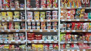 They are very easy to made into tasty noodle dishes. Eating Korean Spicy Chicken Instant Noodles In Bangkok Korea Net Mobile Site