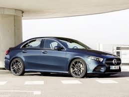 Mercedes A35 Amg 4matic Sedan 2020 La Berline Sport Avec 320 Ch Super Sport Mercedes Console Centrale