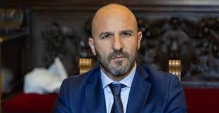 Puccio difende De Luca: "A Taormina ha già attuato il 70% del programma…"
