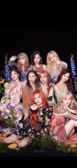 The group is composed of 9 members: Twice Wallpapers Twicescreens On Twitter Photo 2020 05 25 06 15 04 Twice The 9th Mini Album More More 1 Phone Wal Kpop Girl Groups Kpop Wallpaper Twice