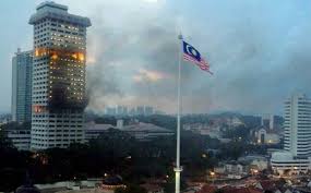 Bukit aman management department director datuk seri asri yusoff said that 500 out of 791 police stations in the country are facing a shortage of staff. Fire Breaks Out At Police Hq The Star