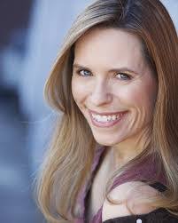 Deirdre Lyons's Instagram, Twitter & Facebook