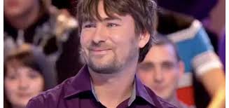 Photo : Pierre-Marie, ancien joueur des "12 Coups de midi", a rejoint  l'équipe éditoriale du jeu