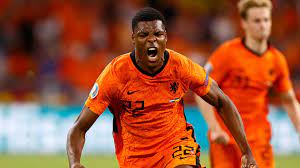 Mehr als ein harmloser abschluss von yaremchuk sprang schließlich auch nicht heraus und somit siegte. Niederlande Schlagen Ukraine Nach Mitreissendem Em Auftakt Das Spiel In Der Ticker Nachlese Goal Com