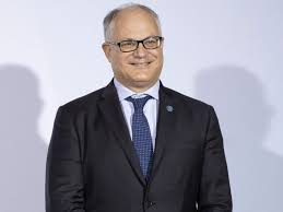 Maybe you would like to learn more about one of these? Chi E Roberto Gualtieri Il Candidato Sindaco Di Roma Del Pd Che Ha Vinto Le Primarie