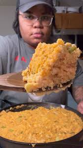 Cornbread dressing 😋🔥 this recipe can be found at www.uniqueeats.net 🙌🏼  The ingredients for the cream of chicken 👇🏼 •4 Tablespoons butter •1/2  cup Flour •2 cups Chicken stock •1 tsp. Better than ...