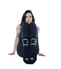 Pretzel Crew Grip Socks - simplyWORKOUT – SIMPLYWORKOUT