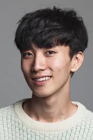 I see many guys around my university with variations on this style. Extremely Popular Asian Hairstyles Men Should Try Menshaircuts Com