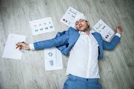 Is it harmful to make yourself pass. What Should You Do When Someone Faints Emergency Room