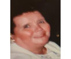 Lisa Woosley's Instagram, Twitter & Facebook