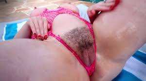 Sexy Mature Lady Plays With Her Hairy Pussy - XNXX.COM