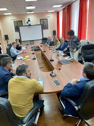 There is a lot of confusion, everything changes in a matter of hours and, like. 3gxkp1vjvruw6m