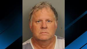 Freelance photographer charged with traveling to meet child for sex