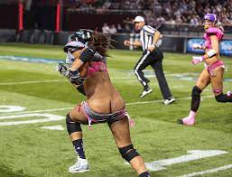 LFL Wardrobe Malfunctions - Loforo