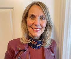 Cecelia Francis's Instagram, Twitter & Facebook