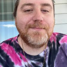 Who would win in a fight, Mario or Sonic, with every item available to them  in universe and the location would be a mashup of their respective worlds?