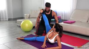 Fit woman with huge tits, naked home porn with her personal trainer - Sex  video on Tube Wolf