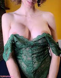 ScarlettJane92 Nude OnlyFans Leaked Photo #11 - TopFapGirls