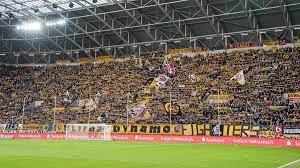 Werder gegen hsv, hsv gegen st. Dynamo Dresden Startet Kartenverkauf Fur Pokalpartie Gegen Den Hsv Sportbuzzer De