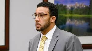 Former nfl tight end kellen winslow ii was convicted of rape, indecent exposure, and lewd conduct on monday—charges that stem from separate incidents involving winslow sexually assaulting a. Nfl Kellen Winslow Sr Yells At Prosecutor Ahead Of Son S Retrial