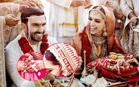 Deepika Padukone S Chunari Embroidered In Gold Engagement Ring Worth Crores And A Million Dollar Smile A Price Less Bride Indeed