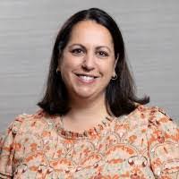 Molly Mullins's Instagram, Twitter & Facebook