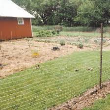 Varmint Proof Garden Fence Farm And Garden Grit Magazine Garden Pests Garden Fence Garden