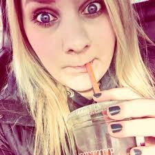 Kelly Landrigan's Instagram, Twitter & Facebook