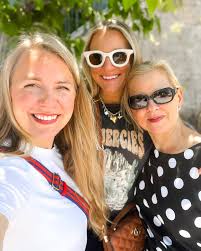 Enjoyed the last weekend of my 20's with my two best friends in the  universe 🥲 We belly laughed for nearly 48 hours straight, ate, shopped,  slept, cried, laughed some more. And