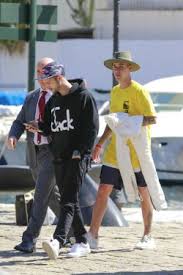 Bieber News Justin Bieber Outfits Celebrity Style Men Tech T Shirts