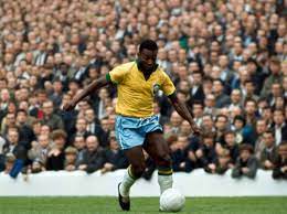 He was named after the american inventor thomas edison. Pele Documentary From Netflix Review