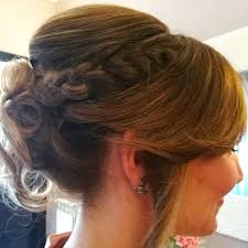 Abbiamo provvedere molte molte collezioni di stili di capelli, per favore guardati intorno se lo vuoi come riferimento. Acconciature Sposa E Make Up A Firenze E Siena Bambole Hairdressing