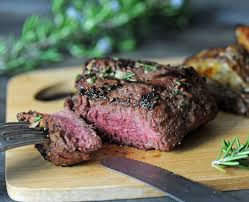 La Meilleure Recette De Filet Mignon Beurre Et Romarin Recipe Filet Mignon Recipes Filet Mignon Recipes